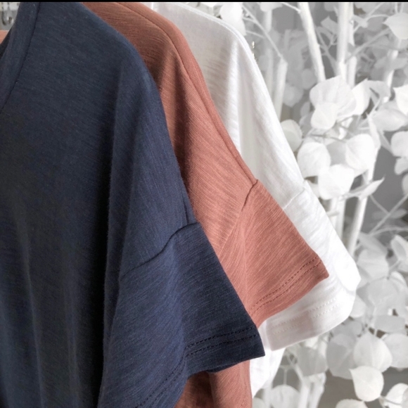 ekattire DAKOTA White Tee - Picture 5 of 6